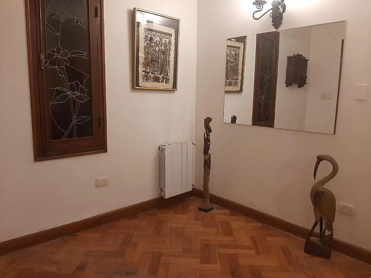 Villa Casa frente al parque San Martín zona residencial Mendoza Сasa de vacaciones