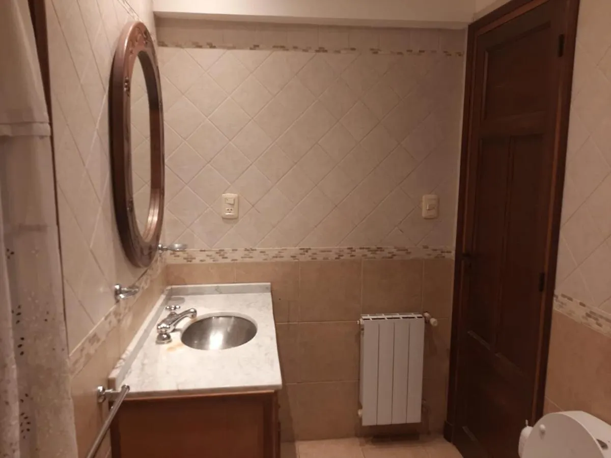 Villa Casa frente al parque San Martín zona residencial Mendoza Argentina