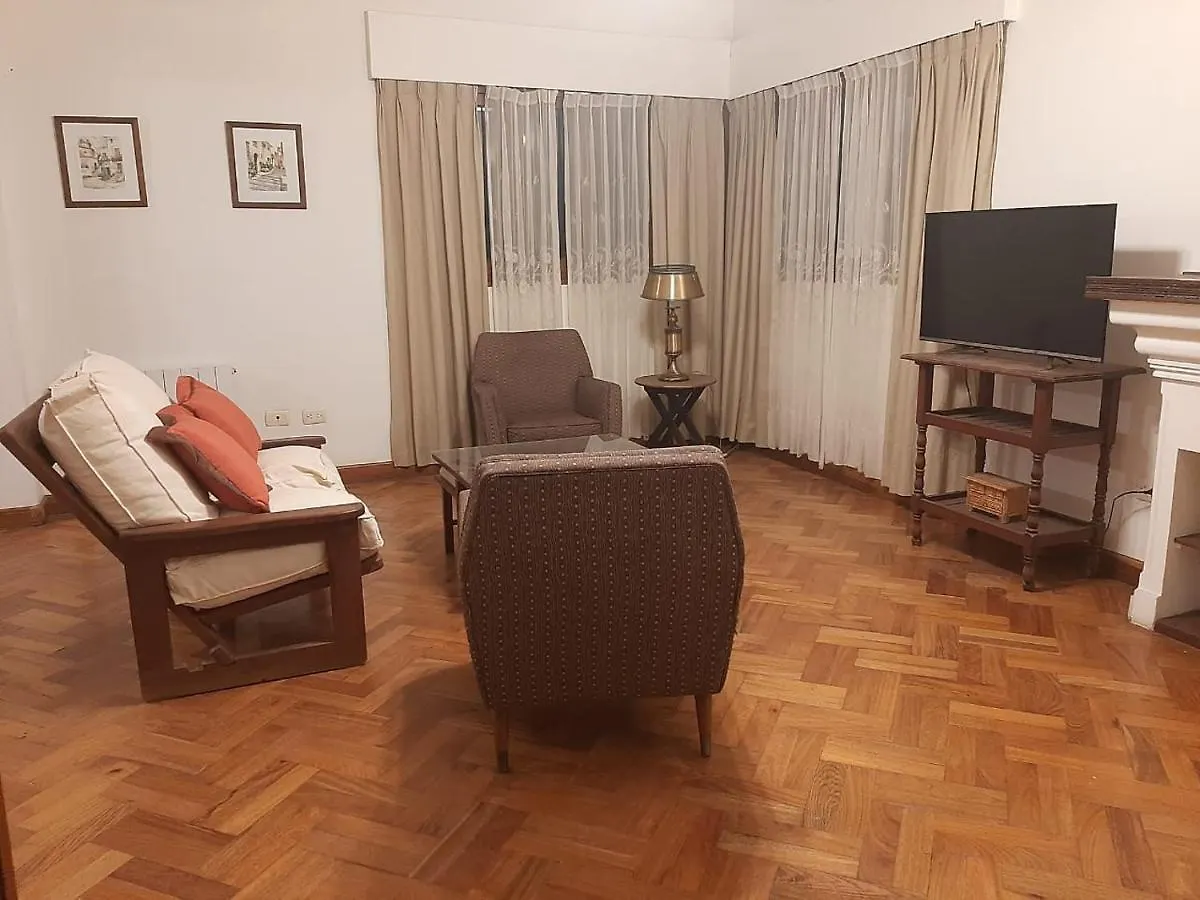 Vila Casa Frente Al Parque San Martin Zona Residencial Mendoza Argentina